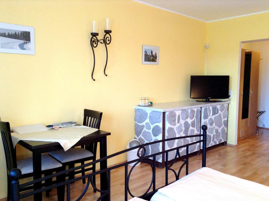 Gasthof Zur Haltestelle Lasberg Номер фото